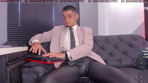 I am Massimo online show from February 11, 2026, 3:06 pm