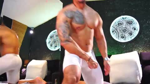 Snapshot of massimowalton2 chatting on January 13, 2026, 2:33 pm massimowalton2 online show from January 13, 2026, 2:33 pm