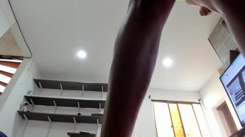 Domi online show from February 25, 2025, 1:28 pm