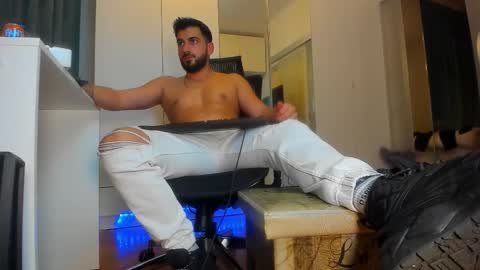 Matthew online show from October 10, 2025, 9:25 pm