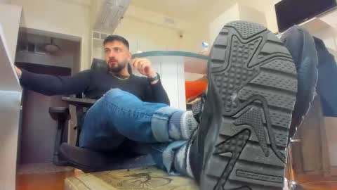 Matthew online show from November 12, 2025, 8:30 pm