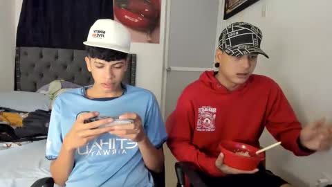 master_billy1 online show from April 29, 2026, 5:44 am