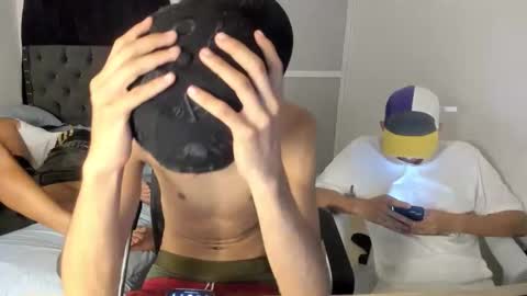 master_boy28 online show from May 8, 2026, 5:57 am