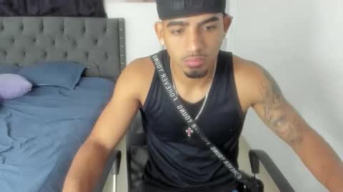 master_boy28 online show from May 20, 2026, 2:18 am