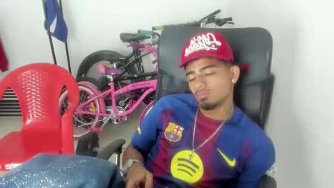 master_boy28 online show from May 21, 2026, 1:56 am