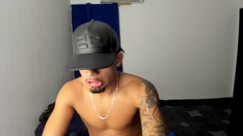 master_boy28 online show from August 3, 2026, 5:28 am