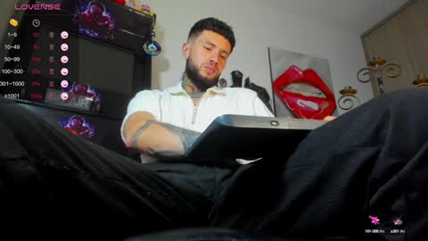 Snapshot of master_steven_01 chatting on December 21, 2024, 11:13 pm steven online show from December 21, 2024, 11:13 pm