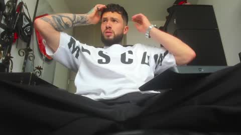 Snapshot of master_steven_01 chatting on January 6, 2025, 3:40 pm steven online show from January 6, 2025, 3:40 pm