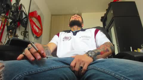 Snapshot of master_steven_01 chatting on January 7, 2025, 4:48 pm steven online show from January 7, 2025, 4:48 pm
