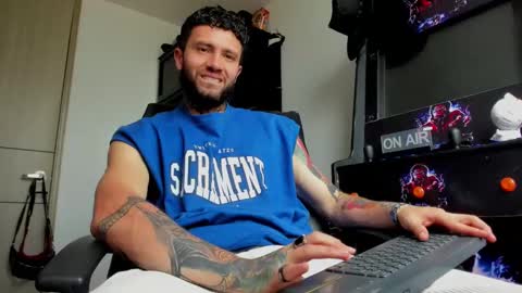 Snapshot of master_steven_01 chatting on March 10, 2025, 2:59 pm steven online show from March 10, 2025, 2:59 pm