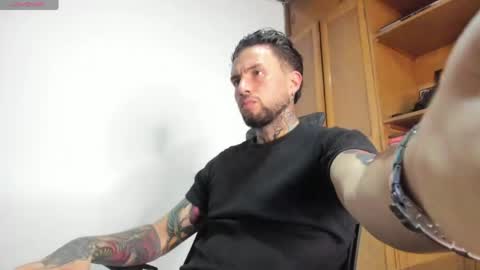 Snapshot of master_steven_01 chatting on June 1, 2026, 12:45 am steven online show from June 1, 2026, 12:45 am
