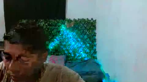 Snapshot of master_tatto00 chatting on January 15, 2026, 2:38 am master_tatto00 online show from January 15, 2026, 2:38 am