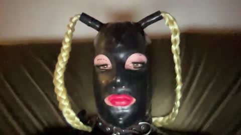 mastergolem online show from March 6, 2026, 7:54 pm