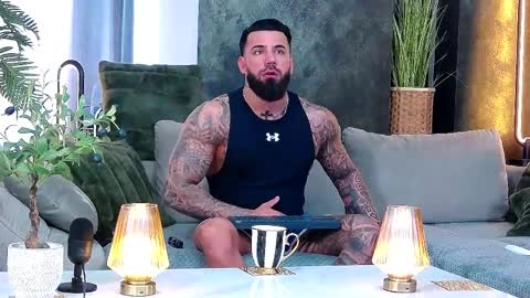 masterkingofmuscle online show from April 1, 2026, 8:04 am