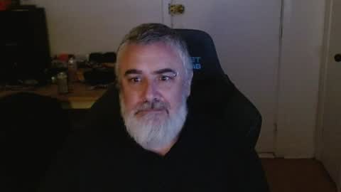 Snapshot of mastermcgirt chatting on June 13, 2026, 7:50 am Dave online show from June 13, 2026, 7:50 am
