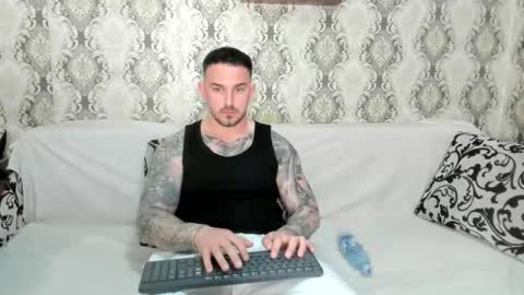 Jon online show from April 9, 2026, 9:09 pm