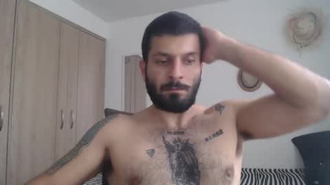 Snapshot of masterofinfatuation chatting on January 14, 2025, 8:59 pm online show from January 14, 2025, 8:59 pm