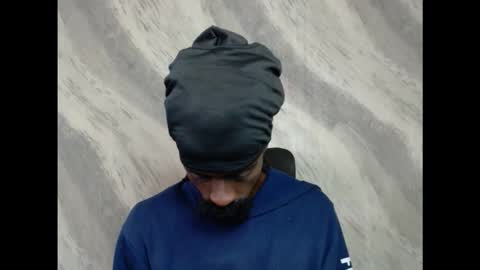 Marl online show from November 1, 2025, 6:37 am