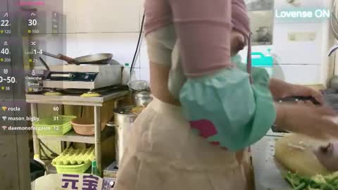 SuSu online show from November 13, 2025, 6:34 am