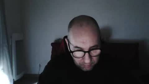 Snapshot of mat11efou chatting on February 6, 2026, 10:29 am mat11efou online show from February 6, 2026, 10:29 am