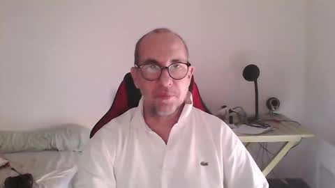 Snapshot of mat11efou chatting on February 22, 2026, 8:24 am mat11efou online show from February 22, 2026, 8:24 am