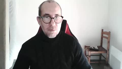 Snapshot of mat11efou chatting on March 3, 2026, 11:05 am mat11efou online show from March 3, 2026, 11:05 am