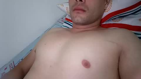 Snapshot of mateo2803 chatting on March 13, 2026, 1:01 am mateo2803 online show from March 13, 2026, 1:01 am