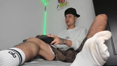 mateo_escobar online show from February 3, 2026, 3:15 am