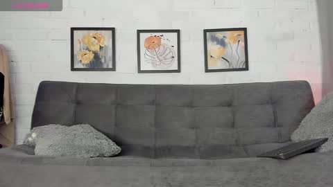 MATEO HUNTER online show from December 3, 2025, 2:08 am