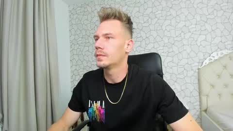 Snapshot of mateobenjamin chatting on December 22, 2024, 11:52 pm MateoBenjamin online show from December 22, 2024, 11:52 pm