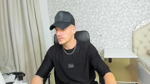 Snapshot of mateobenjamin chatting on December 27, 2024, 10:37 pm MateoBenjamin online show from December 27, 2024, 10:37 pm