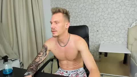 Snapshot of mateobenjamin chatting on December 29, 2024, 7:53 pm MateoBenjamin online show from December 29, 2024, 7:53 pm