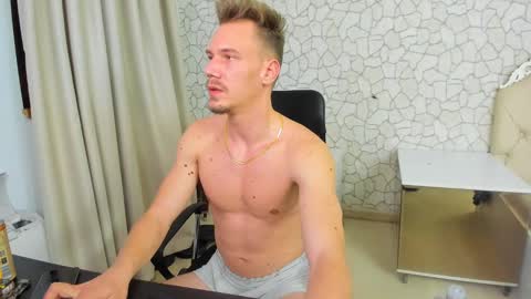 Snapshot of mateobenjamin chatting on January 23, 2025, 9:50 pm MateoBenjamin online show from January 23, 2025, 9:50 pm