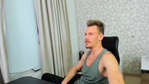 Snapshot of mateobenjamin chatting on February 2, 2025, 6:53 pm MateoBenjamin online show from February 2, 2025, 6:53 pm