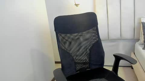 Snapshot of mateozar chatting on April 26, 2026, 1:47 am Mateo Zar online show from April 26, 2026, 1:47 am