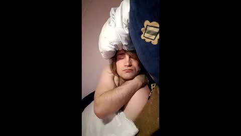 mateusz06544630 online show from December 20, 2025, 1:40 pm