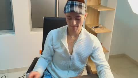 Matheo Montclair online show from October 10, 2025, 11:48 pm