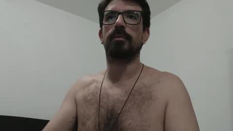 Snapshot of matheusmogi chatting on November 17, 2025, 5:08 pm Matheus Mogi online show from November 17, 2025, 5:08 pm