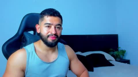 Snapshot of mathew_flintt chatting on February 4, 2026, 1:11 am Mathew Flintt online show from February 4, 2026, 1:11 am