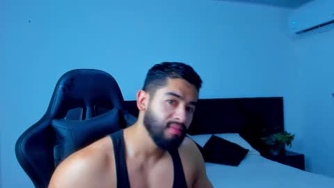 Snapshot of mathew_flintt chatting on February 26, 2026, 11:15 pm Mathew Flintt online show from February 26, 2026, 11:15 pm