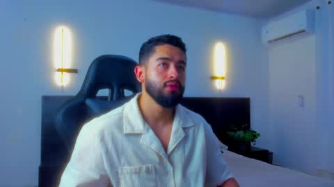 Snapshot of mathew_flintt chatting on April 12, 2026, 9:31 pm Mathew Flintt online show from April 12, 2026, 9:31 pm