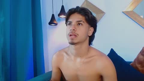 Mathew online show from November 4, 2025, 6:29 pm