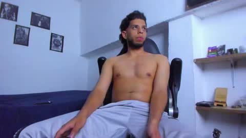 Teo online show from November 20, 2025, 10:53 pm