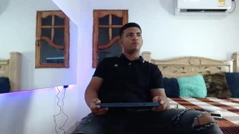 mathews__ online show from November 30, 2025, 2:48 am