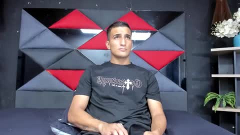 mathews_clark online show from October 13, 2025, 11:38 pm