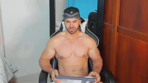 Snapshot of mathews_smith chatting on September 27, 2025, 11:37 am mathews_smith online show from September 27, 2025, 11:37 am