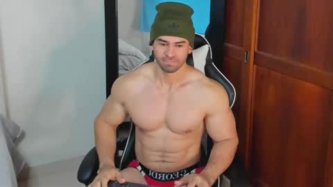 Snapshot of mathews_smith chatting on October 20, 2025, 11:54 am mathews_smith online show from October 20, 2025, 11:54 am