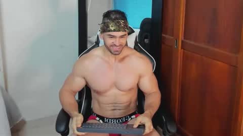 Snapshot of mathews_smith chatting on October 24, 2025, 11:39 am mathews_smith online show from October 24, 2025, 11:39 am