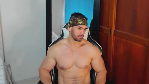 Snapshot of mathews_smith chatting on October 31, 2025, 11:55 am mathews_smith online show from October 31, 2025, 11:55 am