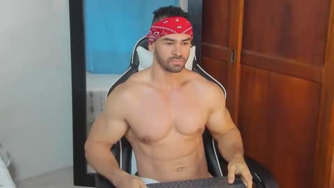 Snapshot of mathews_smith chatting on November 28, 2025, 11:24 am mathews_smith online show from November 28, 2025, 11:24 am